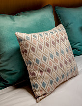 Carregar imagem no visualizador da galeria, Green velvet touch