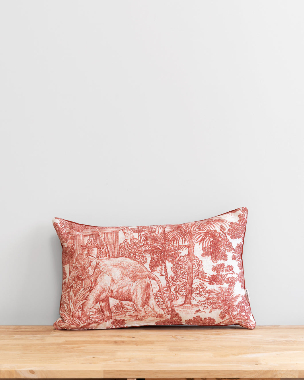 Classy Red Elephant (retangular com terracota)